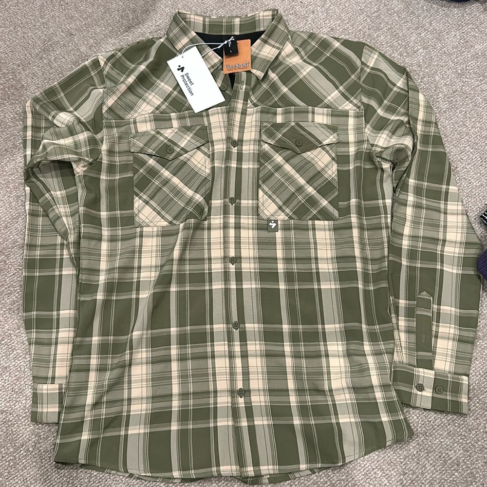 BNWT Sweet Protection Woodland shirt size large